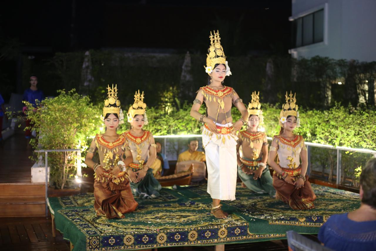 Hotel Damrei Angkor