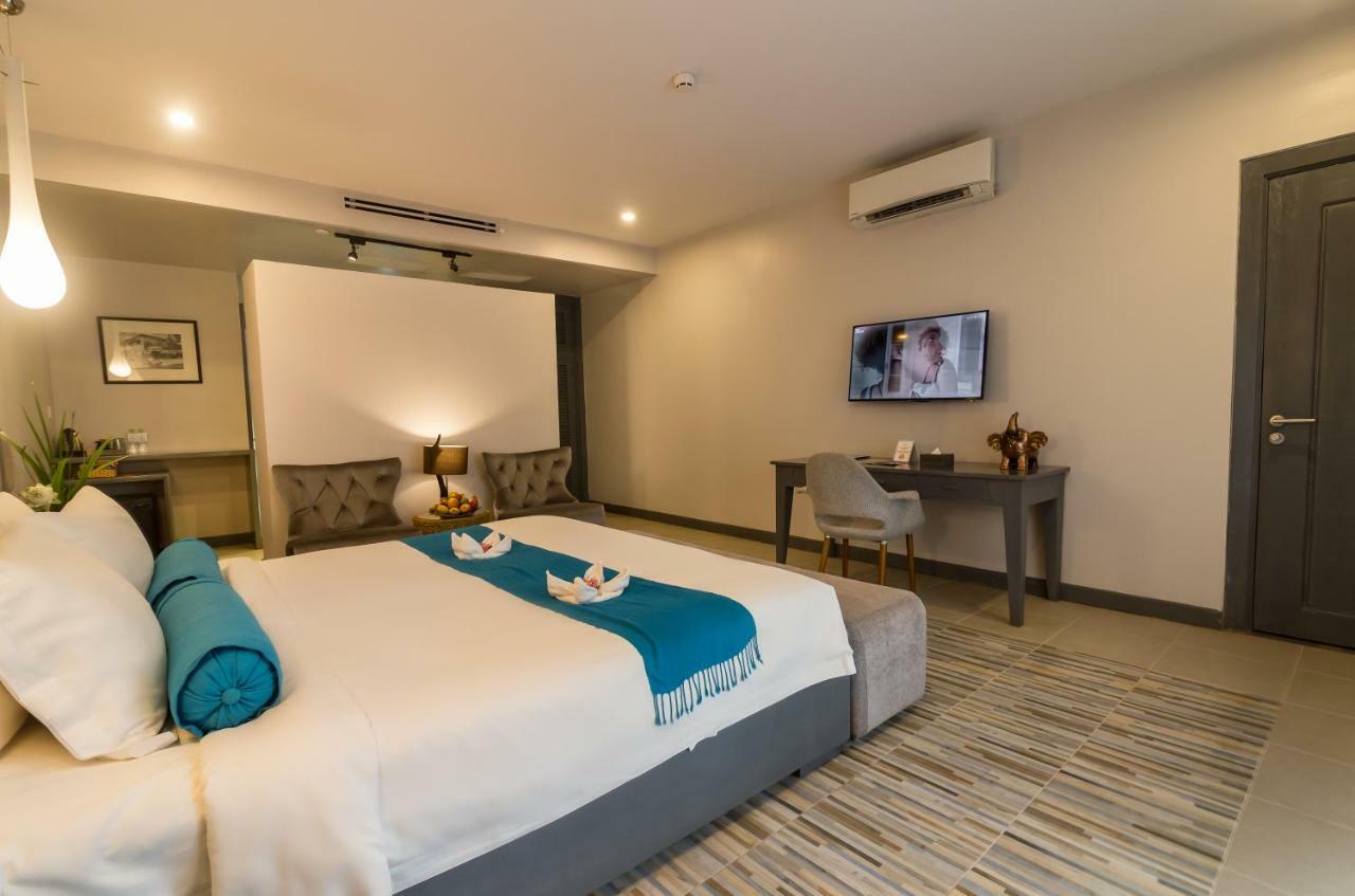 Damrei Angkor Siem Reap